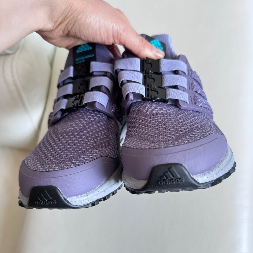 NWT Adidas Ultraboost 1.0 Women’s Sneakers in Size 7.5